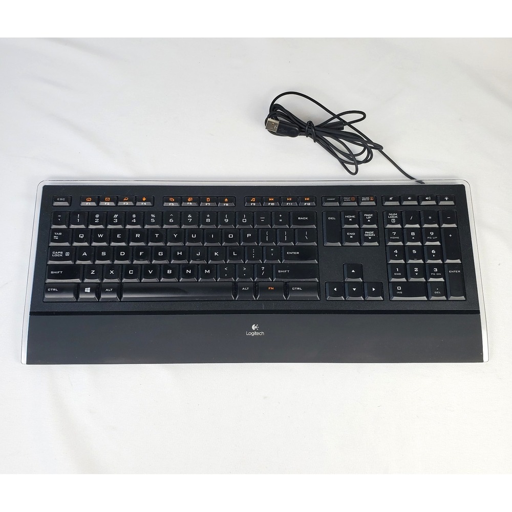 Logitech K740 Illuminated Keyboard Wired Keyboard Black - WORKING